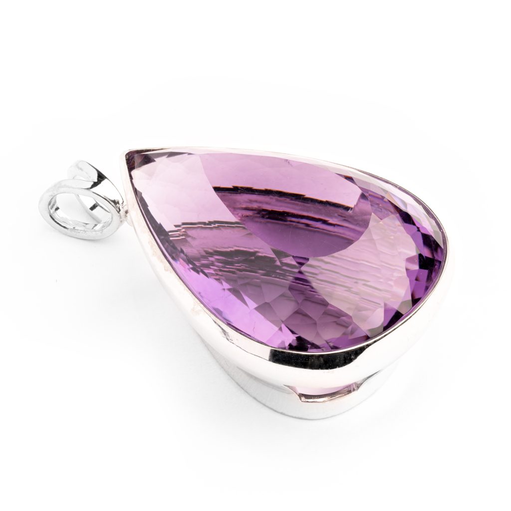 Großer Amethyst Tropfen Anhänger Weißgold