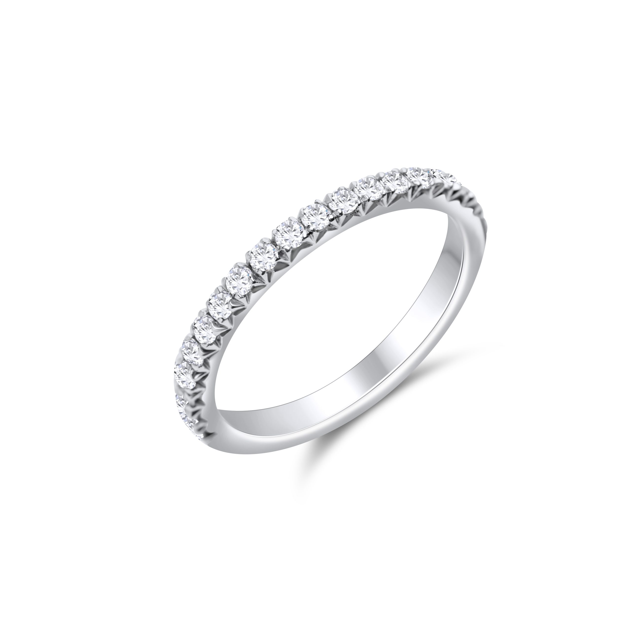 Edler Memoire-Ring aus 950 Platin mit 20 strahlenden Brillanten im klassischen Half-Eternity-Design. Ein zeitloses Schmuckstück mit luxuriöser Ausstrahlung.