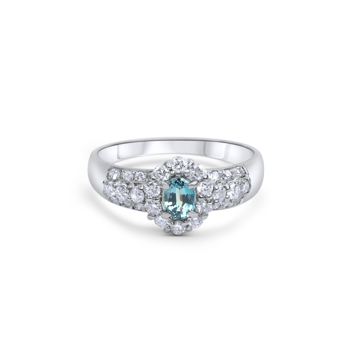 Exklusiver Platinring mit 0,4ct Alexandrit und 0,5ct Brillanten in Nahaufnahme