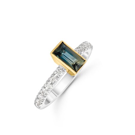 Verlobungsring aus Weißgold mit grünem Saphir und Brillanten