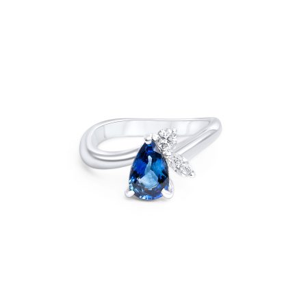 Ring mit tropfenförmigem Saphir & Diamanten