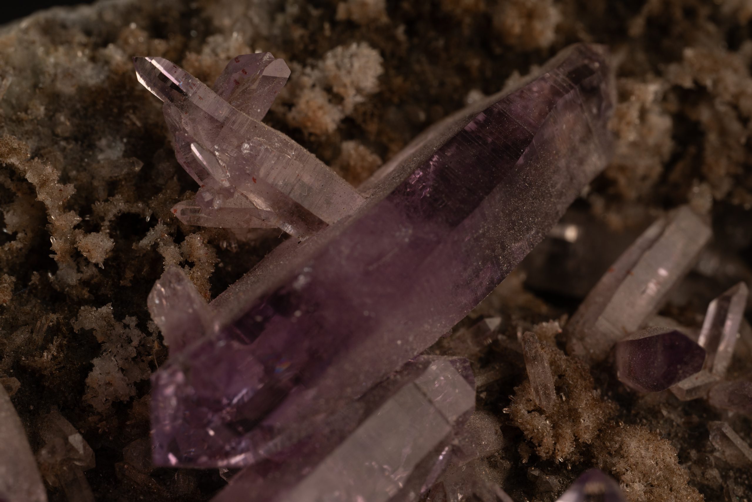Amethyst Doppelender Kristalle auf Muttergestein – Mineralien für Sammler